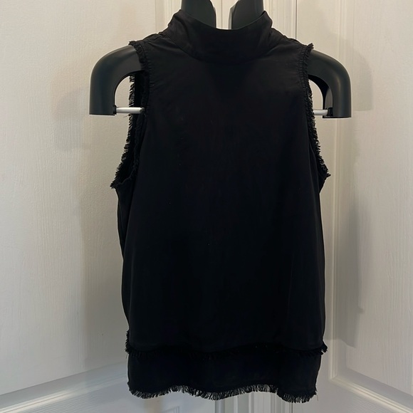Cloth & Stone Tencel Sleeveless Top - Picture 1 of 3
